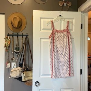 Gorgeous size medium white and red tank top linen embroidered dress old navy